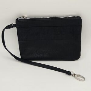 Steve‎ Madden Wristlet Pouch Black Zipper Closure Clip Strap Small